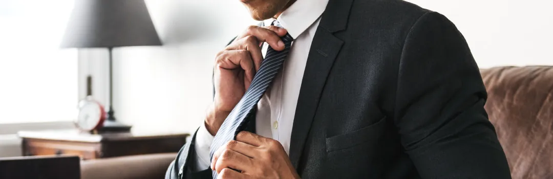 Broadwing-Recruitment-The-Decline-of-Traditional-Dress-Codes