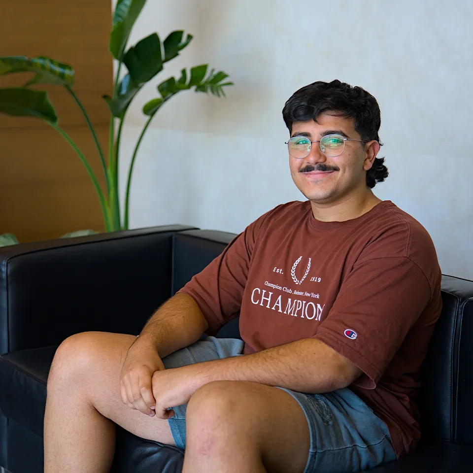 Kyle Micallef - Broadwing Junior Marketing Executive